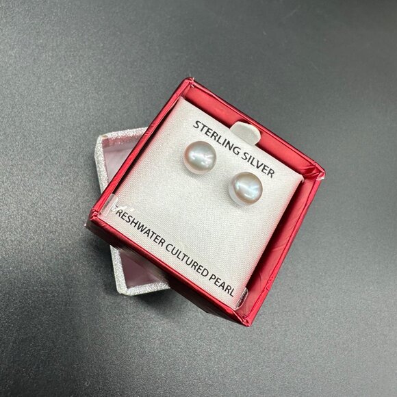 Jewelry - Sterling Silver Pearl Earrings Freshwater Cultured Gift Box Jewelry 7.5mm
